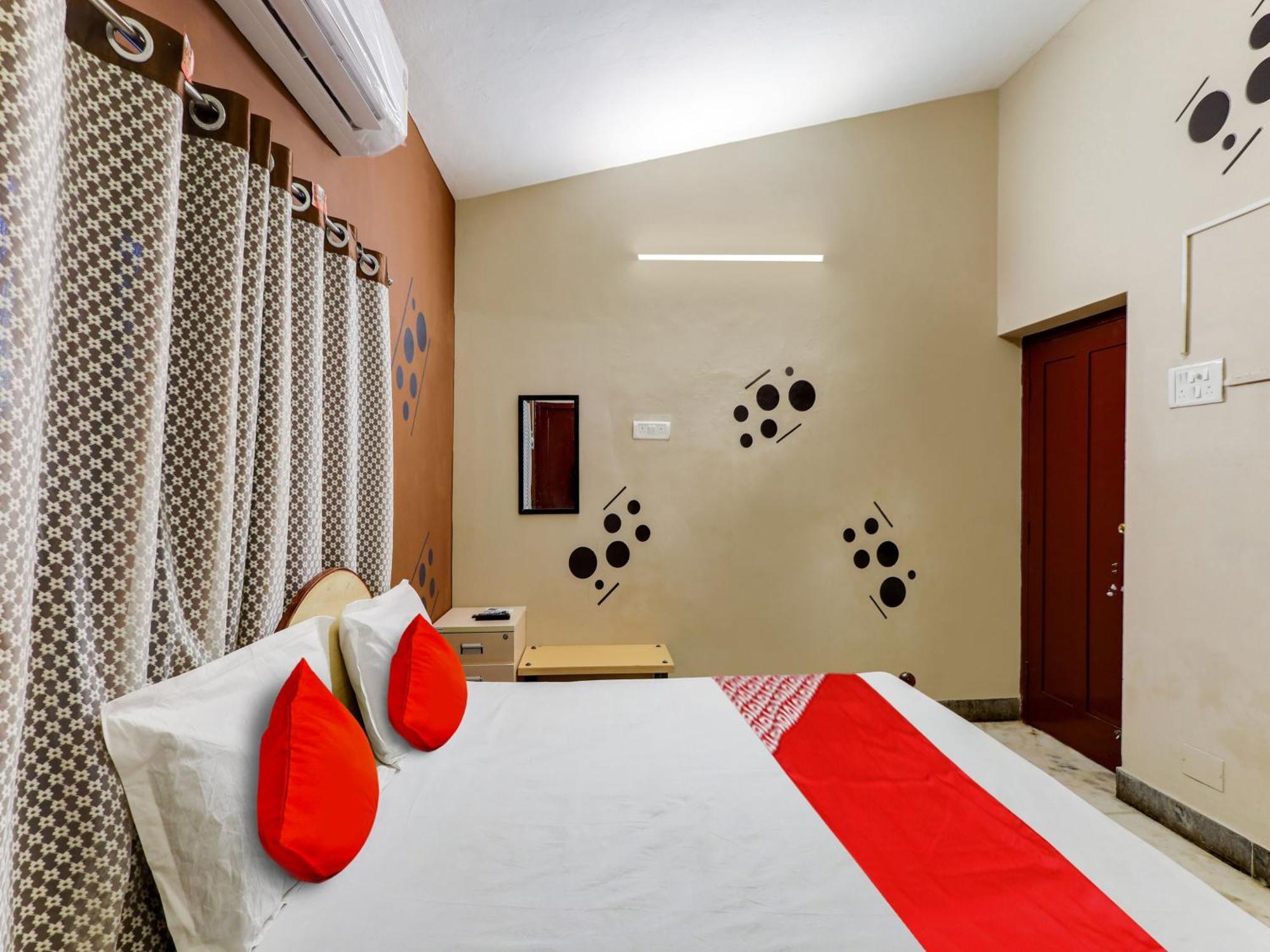 Super Hotel O Vsv Guest House Maduravoyal Ченай Екстериор снимка